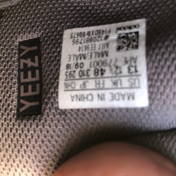 Yeezy 700 MAUVE 💯 - Picture 5 of 6